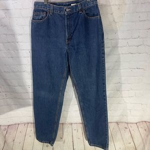 Levi Relaxed Fit Tapered Leg 550